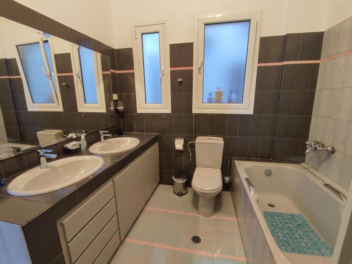 Dr. J. Spon Apartment Nafpaktos Extérieur photo